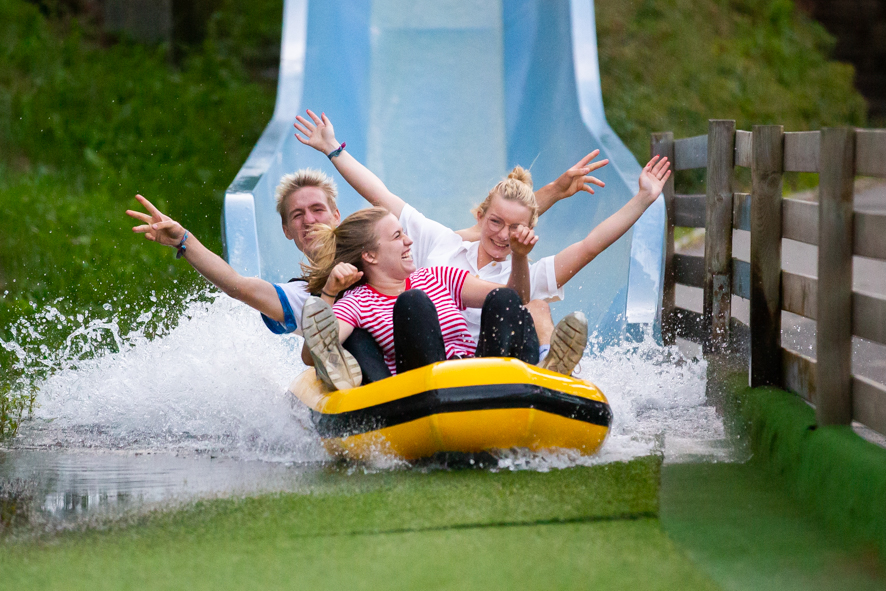 Aquasplash - ange michel - descentes aquatiques - sensation - parc d'attraction - aquatique - toboggan - - glissades