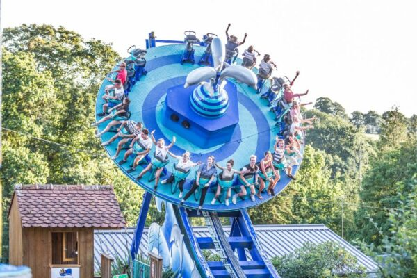 la déferlante, attractions à sensations fortes au parc Ange Michel